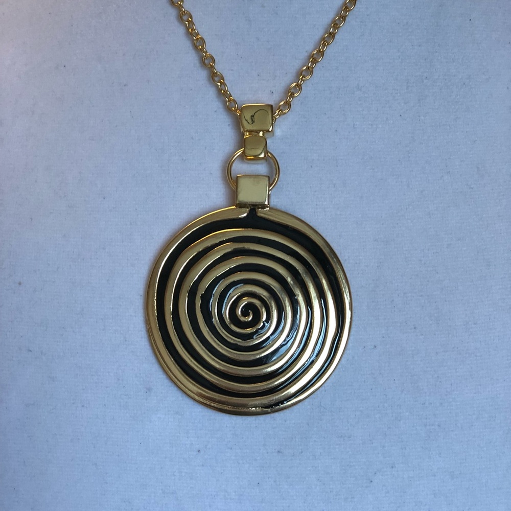 Gold Set - Picture 4 of 4